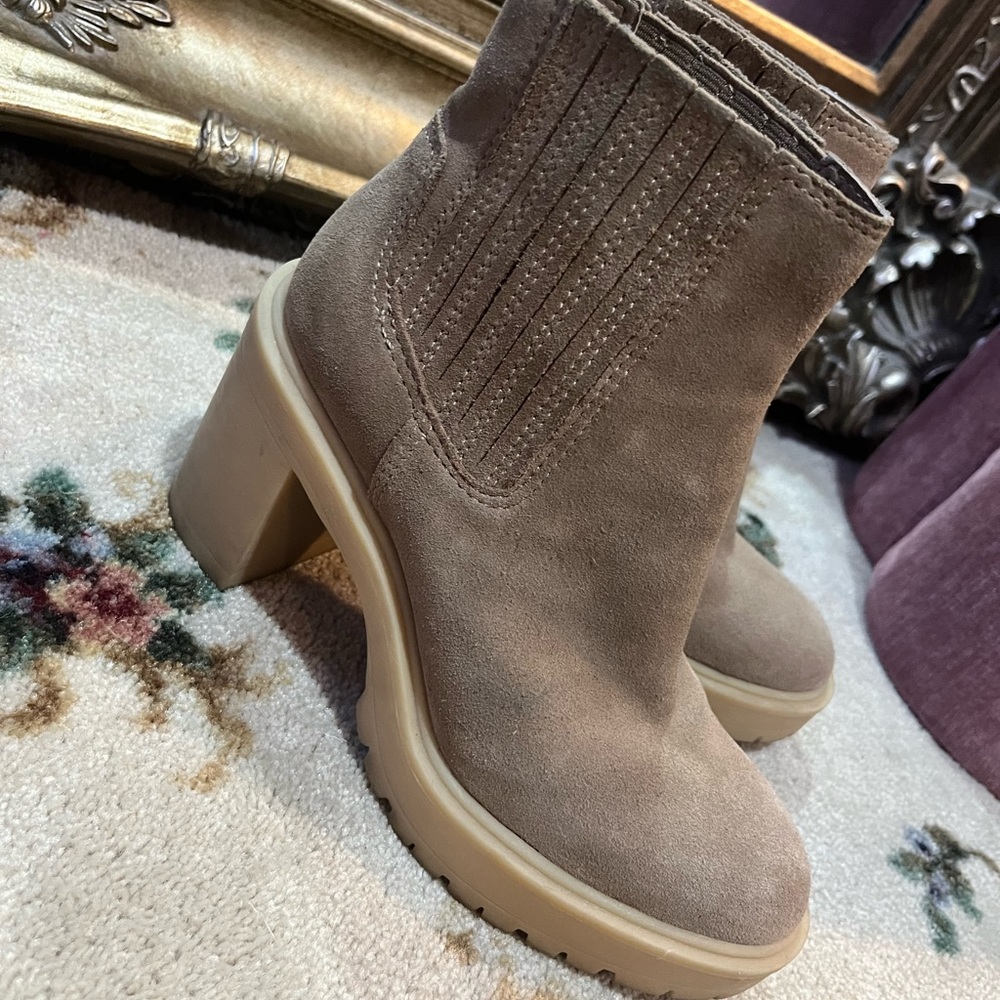 Dolce Vita Tan Suede Ankle Booties
